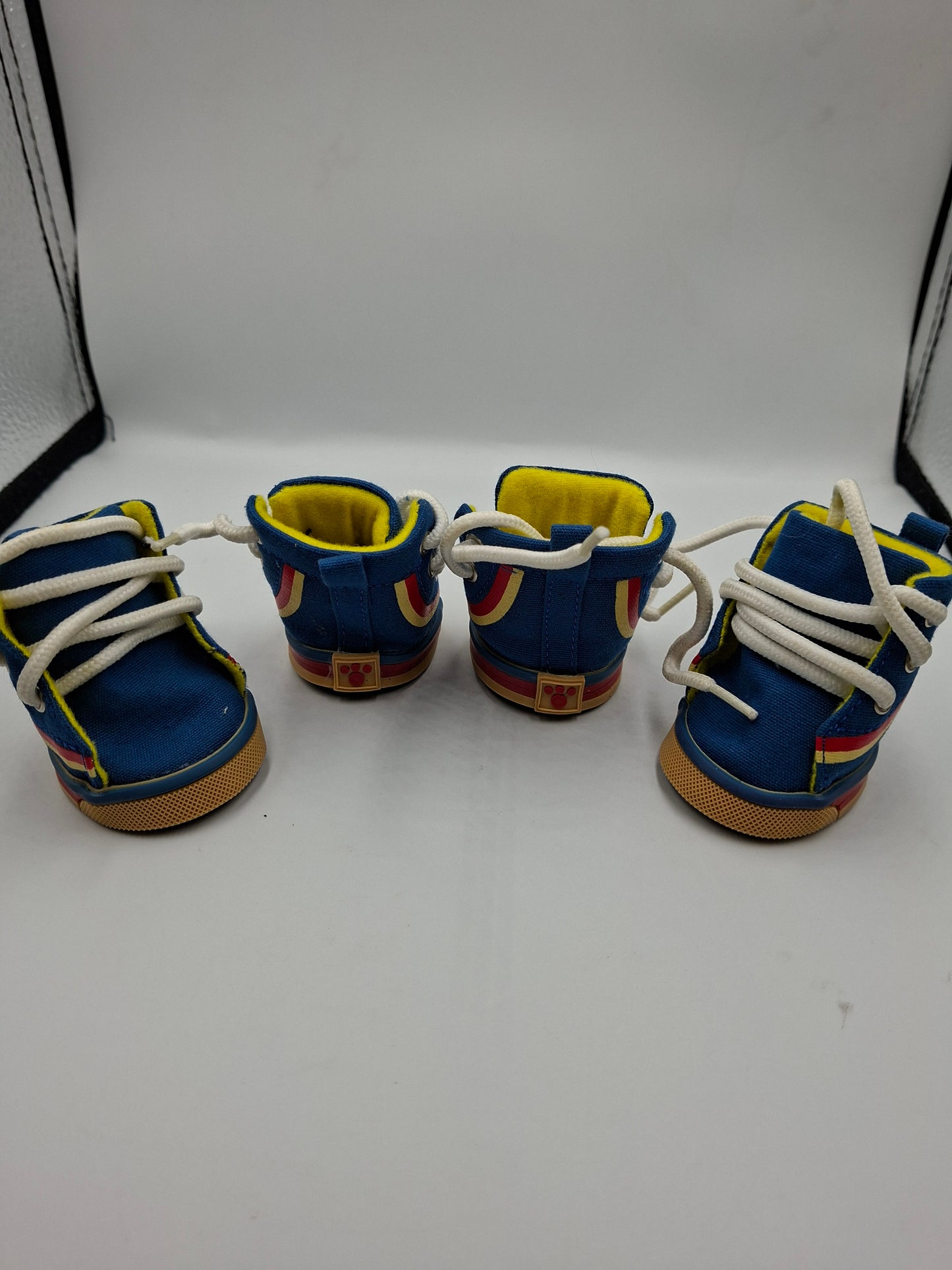 DOG SHOES