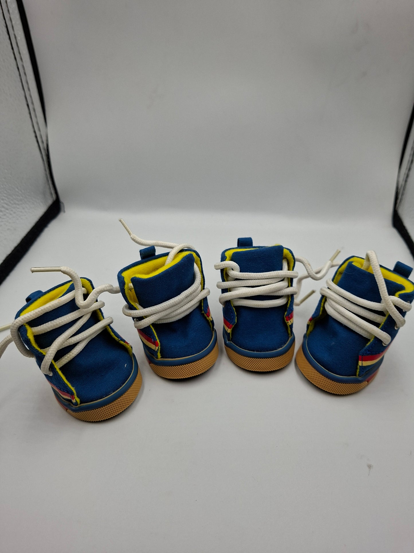 DOG SHOES
