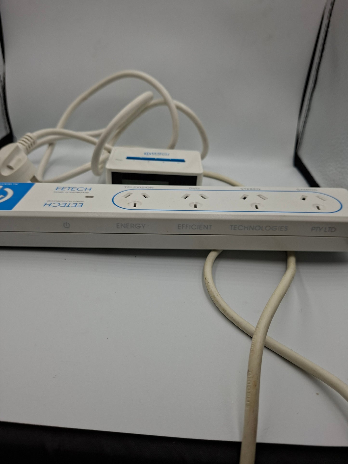 SMART BOARD