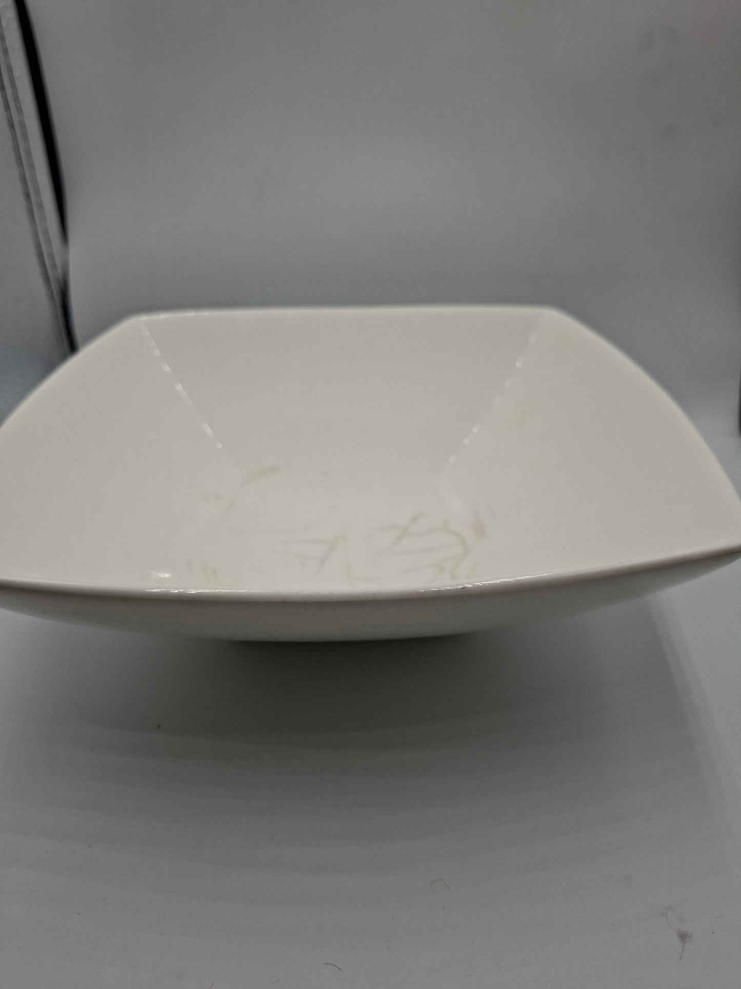 WHITE BOWL