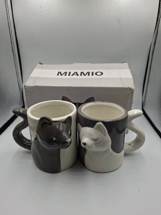 SET OF 2 MUGS