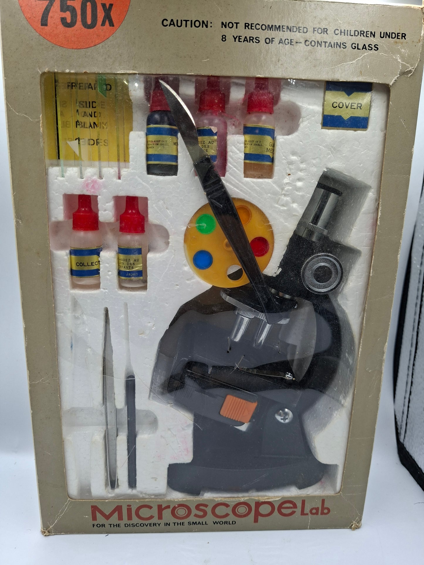 SCIENCE KIT