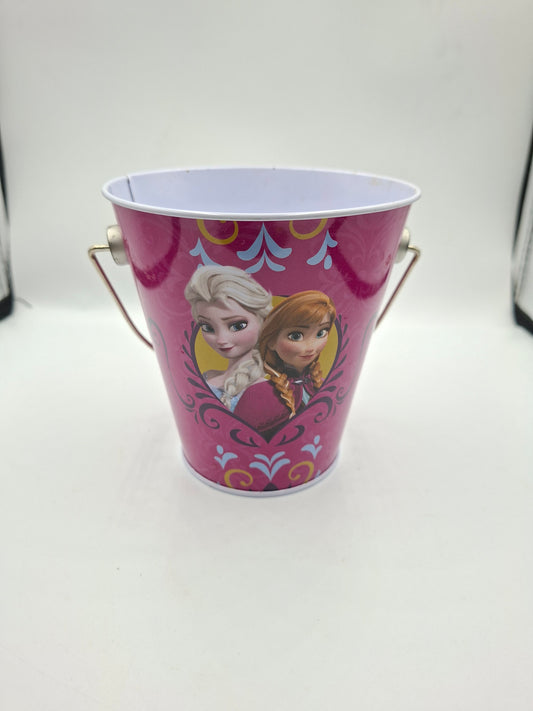 BUCKET