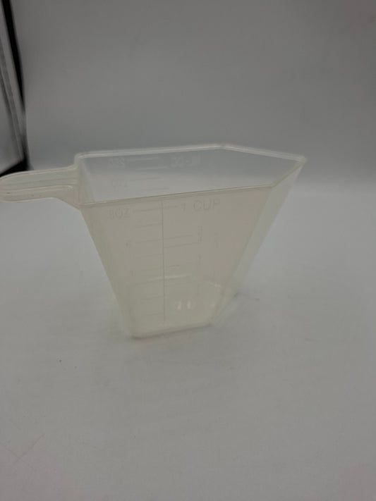 MEASURING CUP
