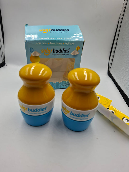 SUNSCREEN APPLICATOR