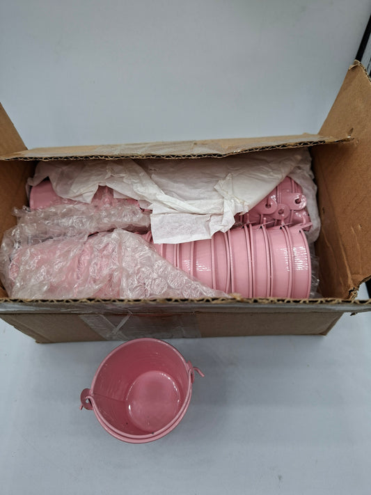 FAVOUR BUCKETS