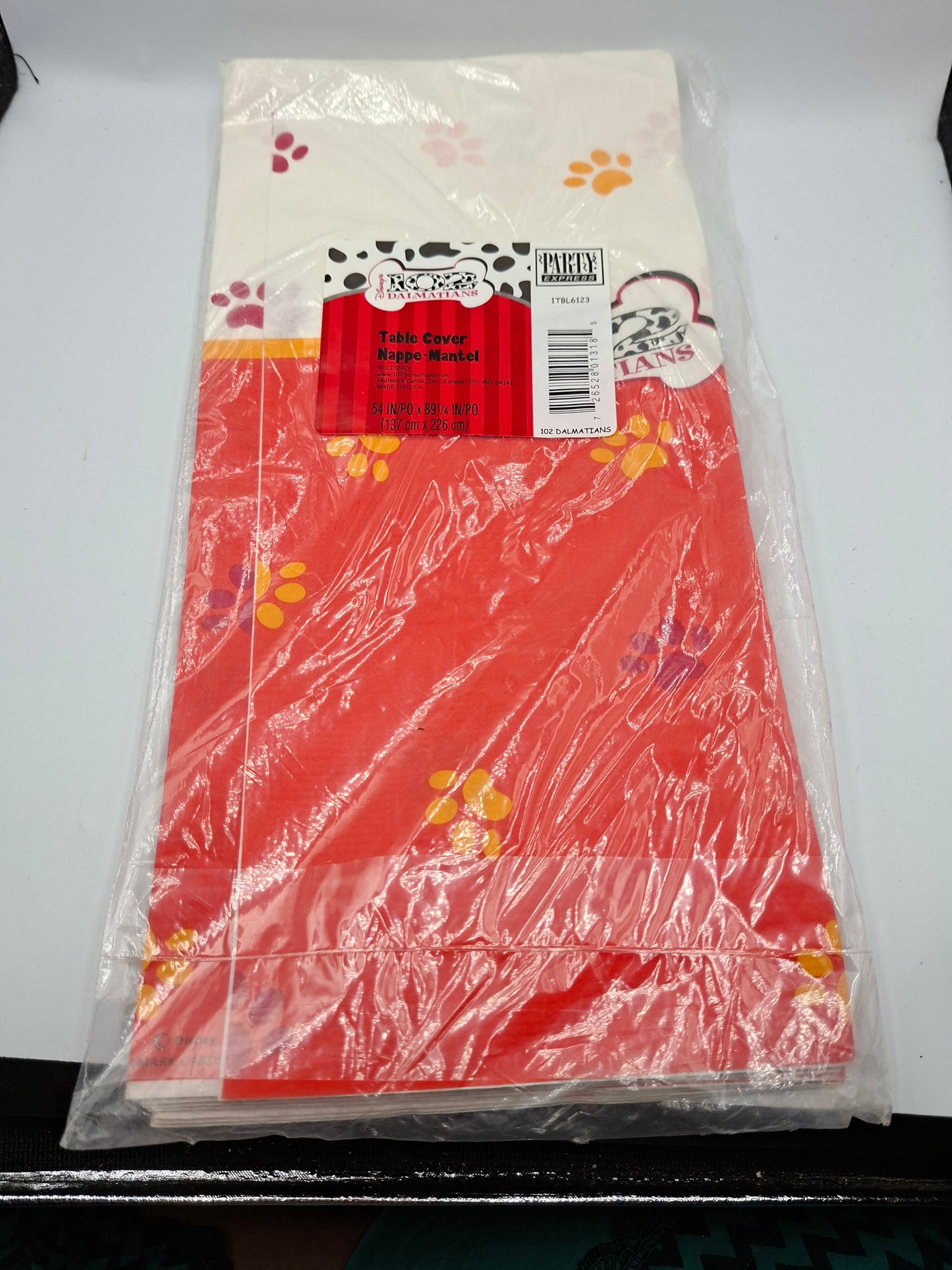 TABLE COVER