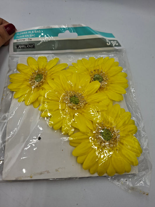 ARTS AND CRAFT