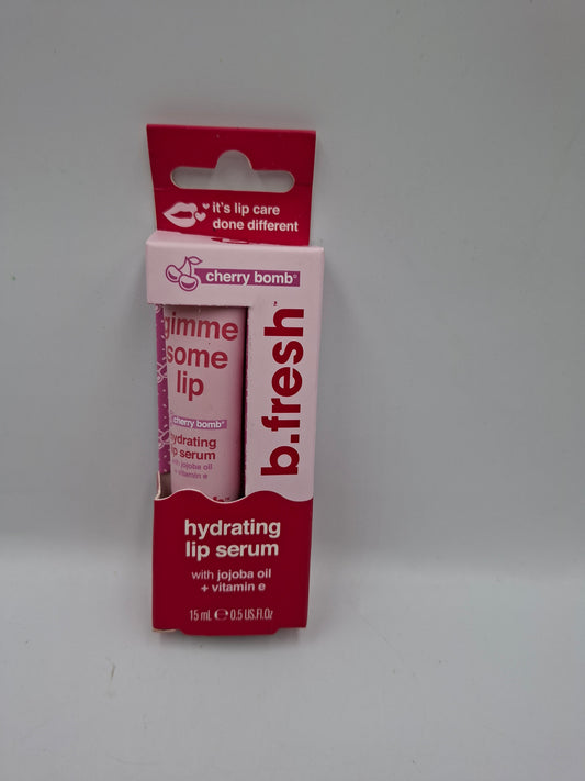 LIP SERUM