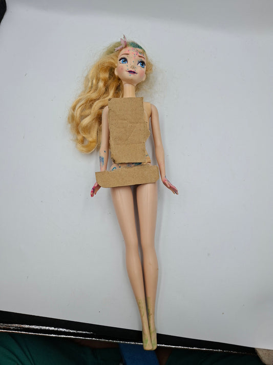 DOLL
