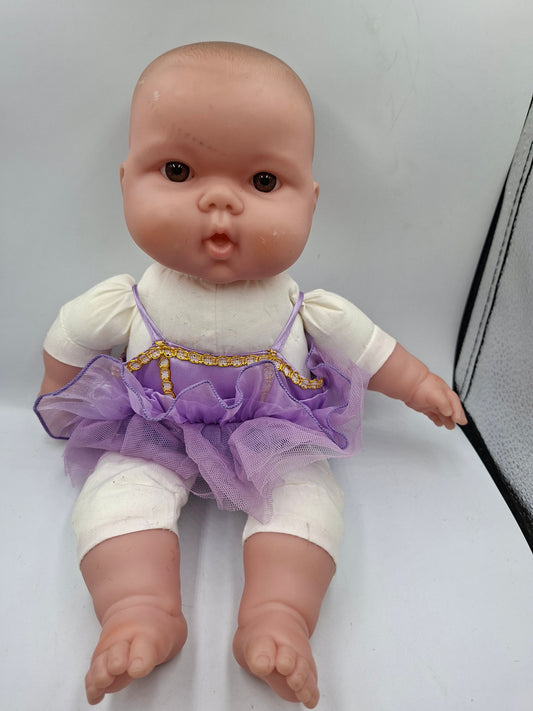 DOLL