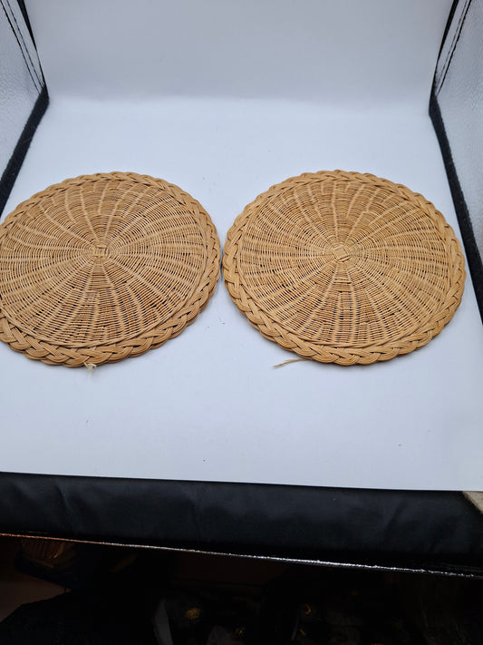 COASTERS 2 PCS