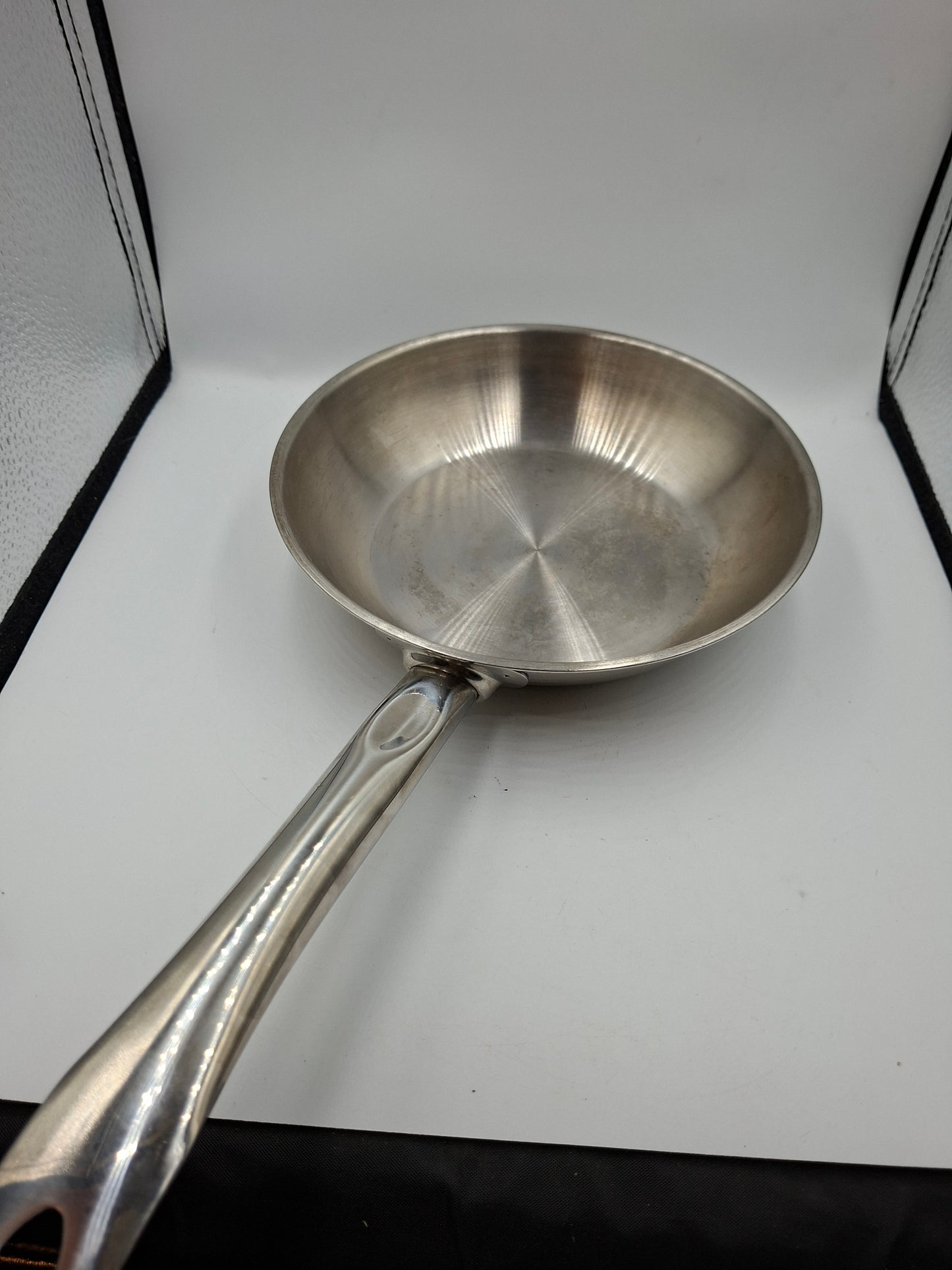 FRYING PAN
