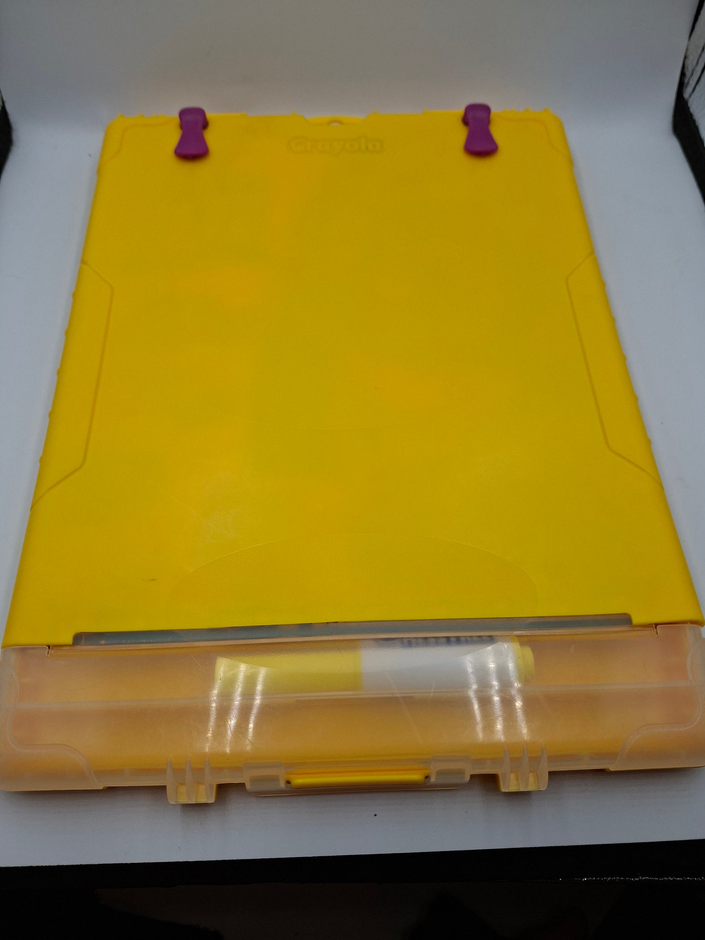 CRAYOLA CLIPBOARD BOX