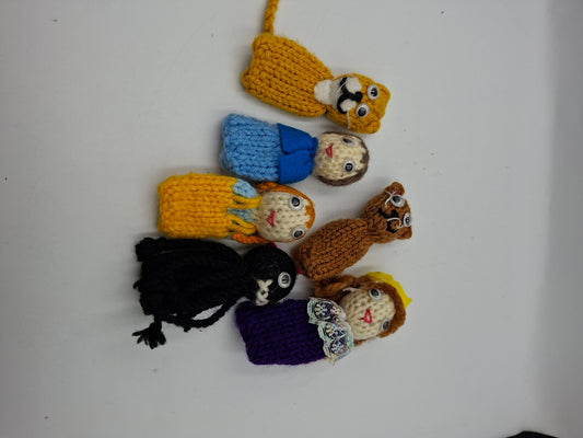 FINGER PUPPETS