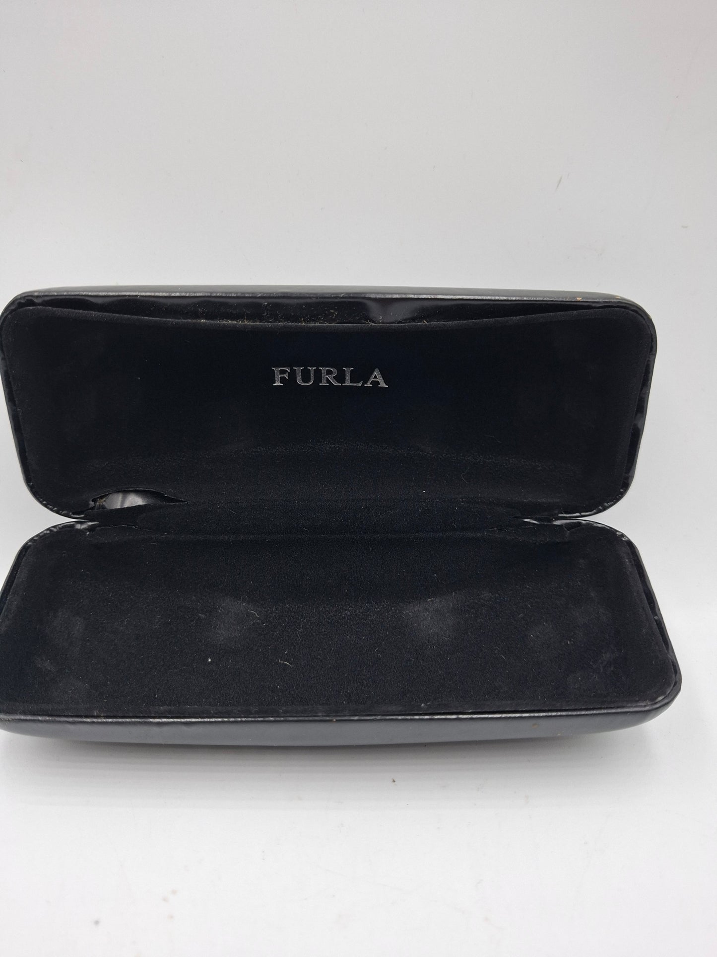 GLASSES CASE