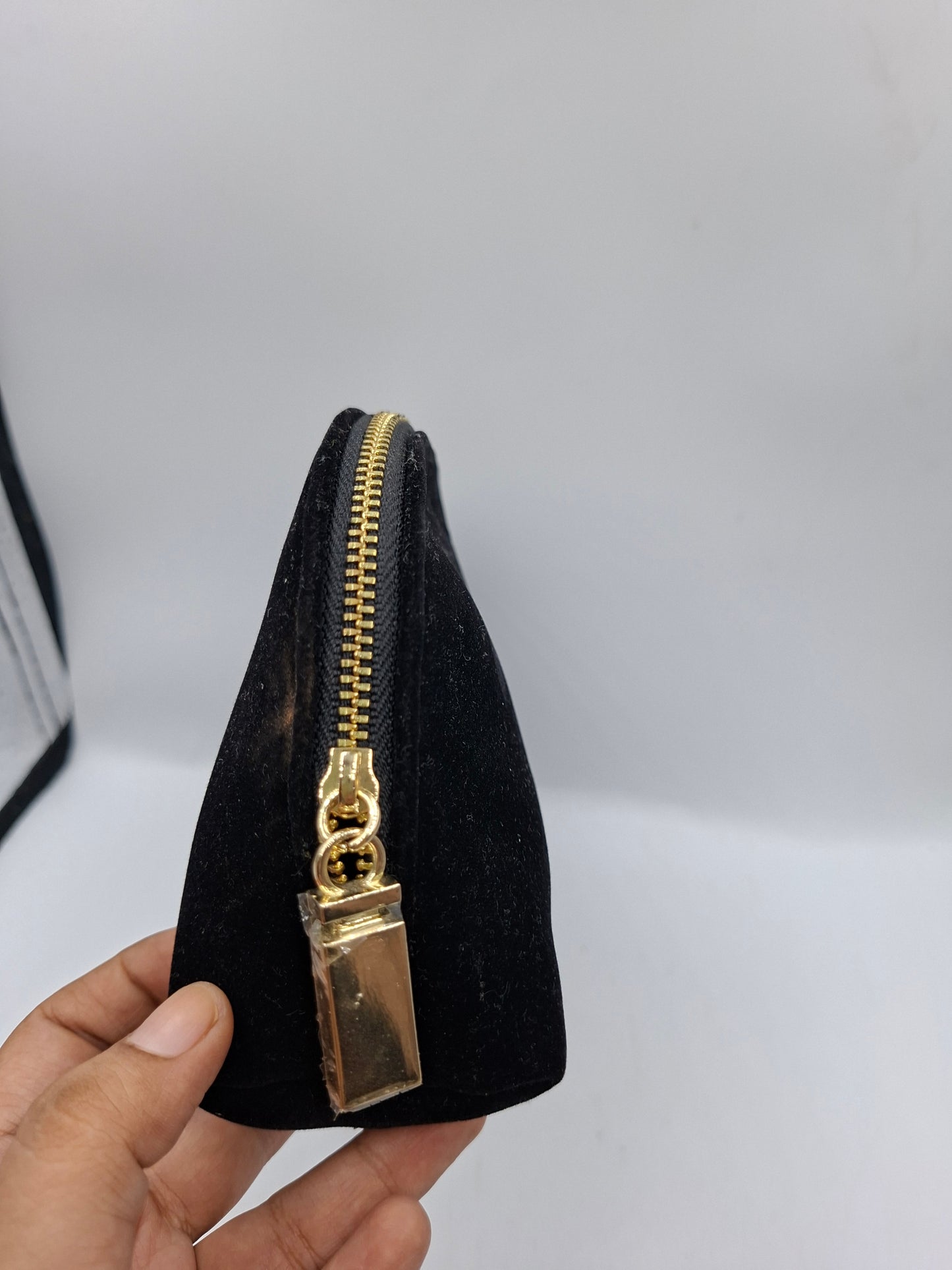 DOLCE AND GABBANA POUCH
