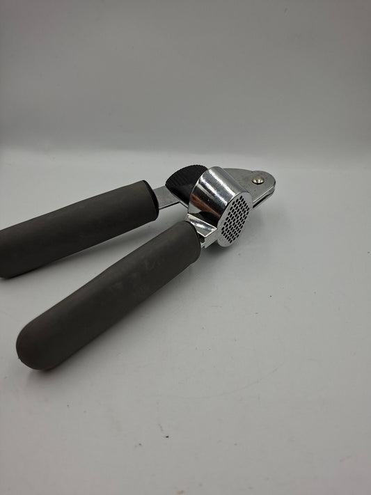 GARLIC PRESS