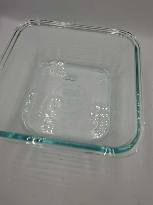 PYREX DISH WITHOUT LID