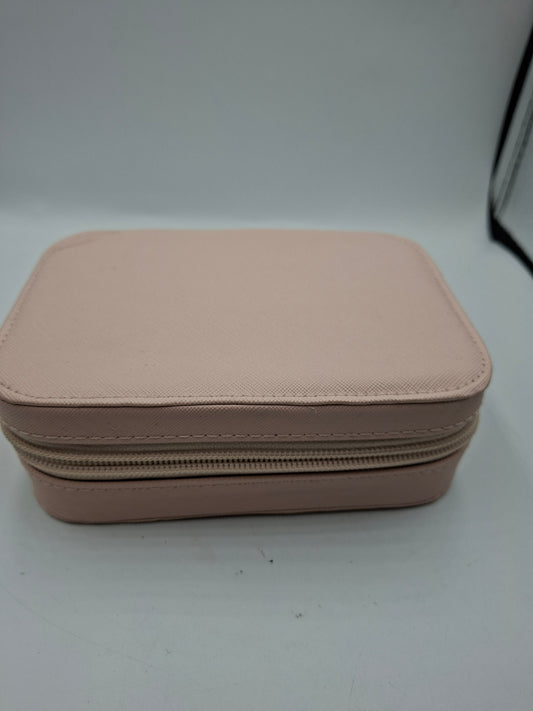JEWELLERY ORGANIZER