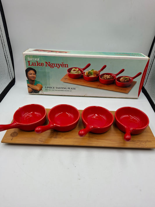 SAUCE TRAY