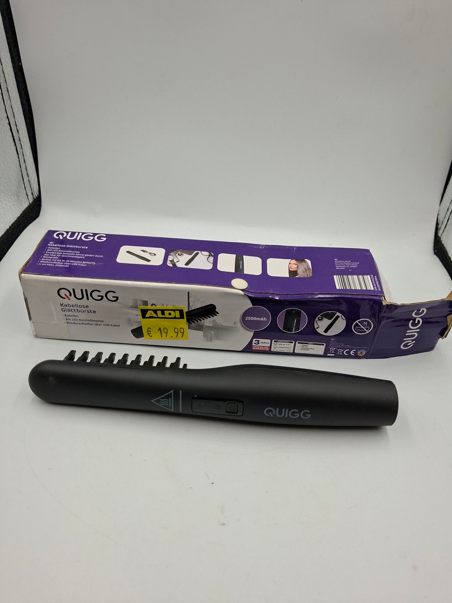 PORTABLE HOT HAIR BRUSH