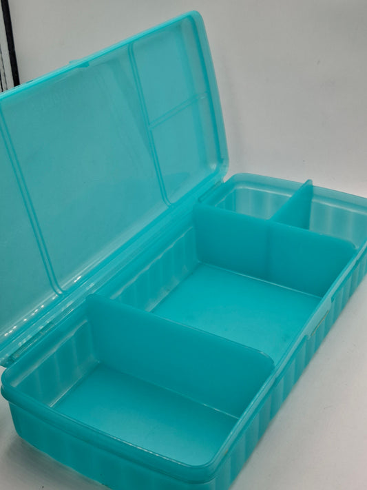 LUNCH BOX