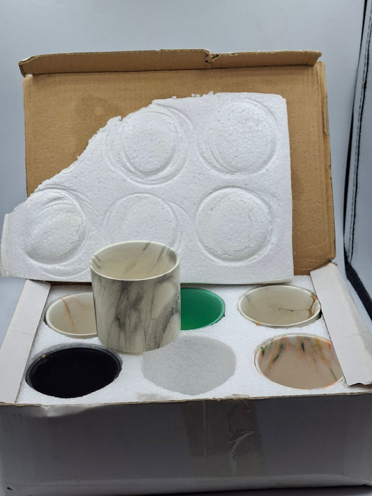 PLANT POTS