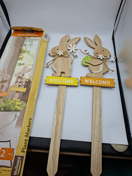 PLANT MARKERS