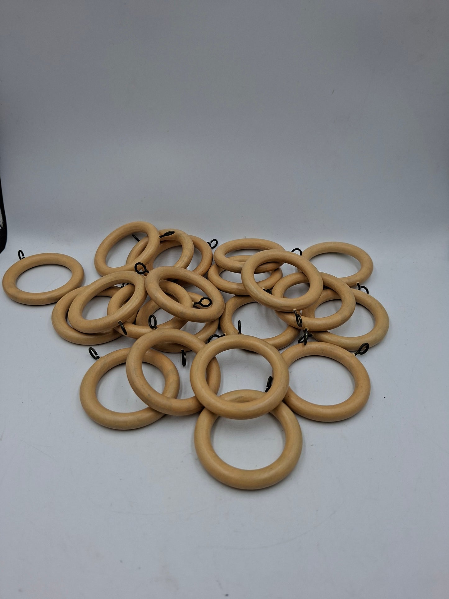 WOODEN CURTAIN RINGS