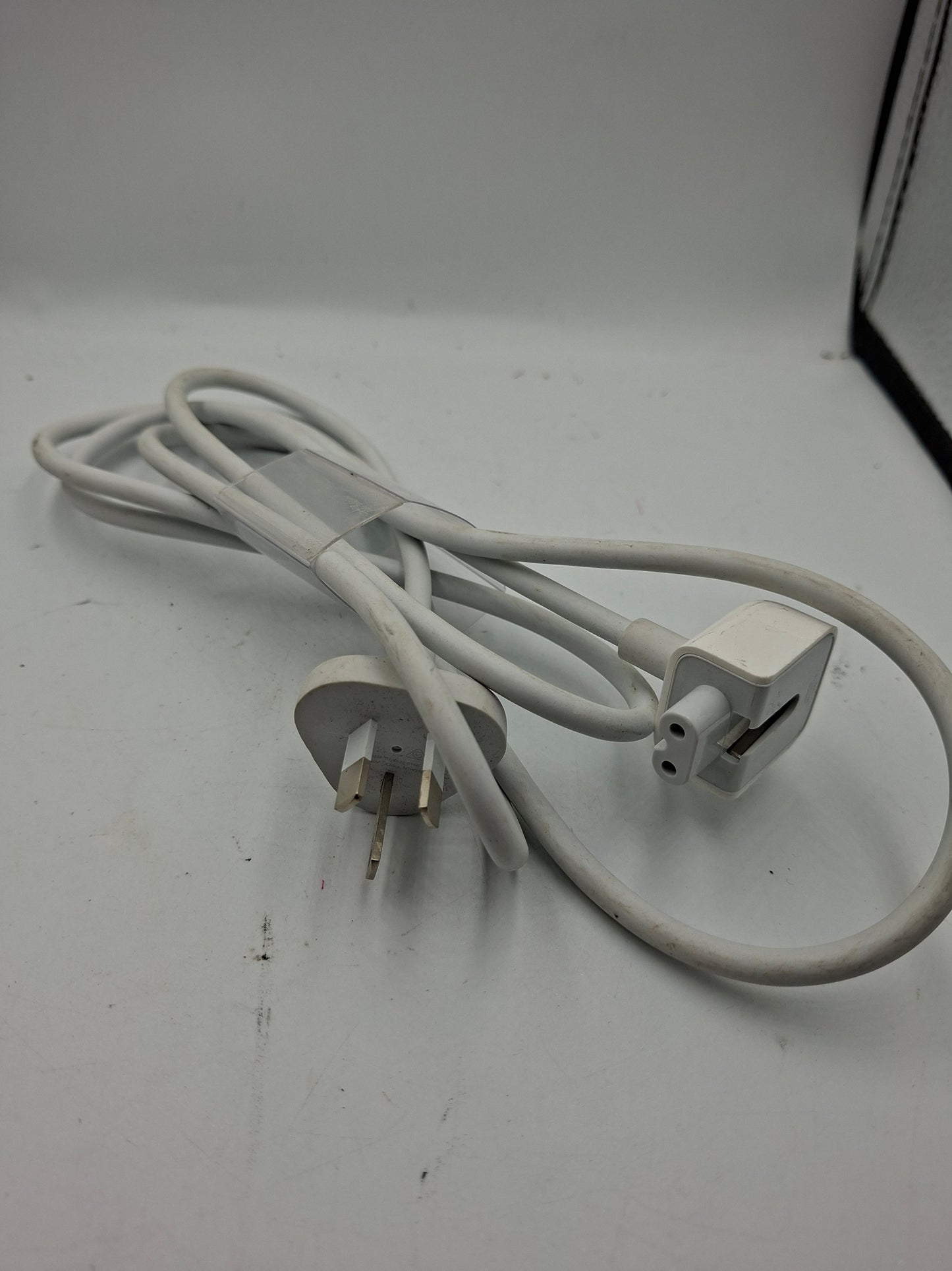 MACBOOK CHARGER POWER CORD