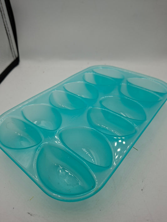 ICE CUBE TRAY