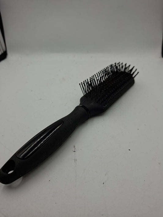 HAIR BRUSH