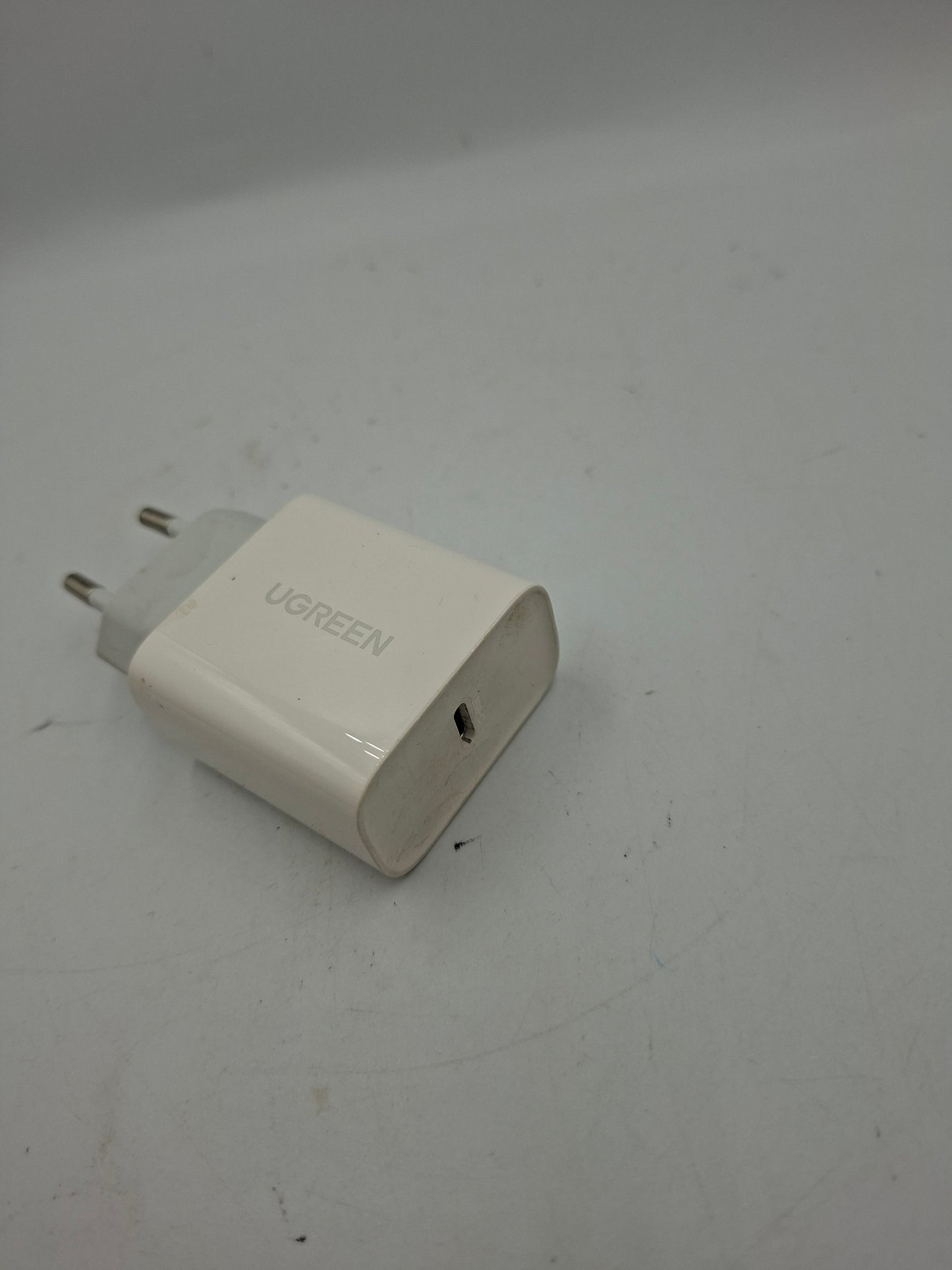 UGREEN 20W CHARGER