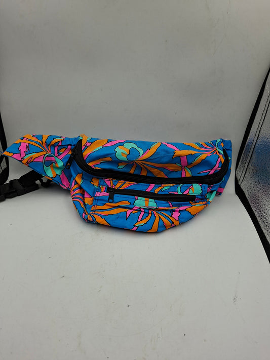WAIST BAG