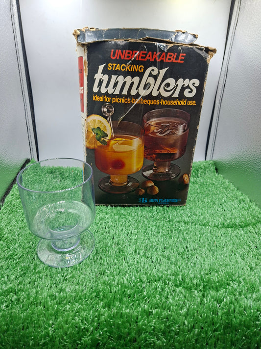 STACKABLE GLASSES