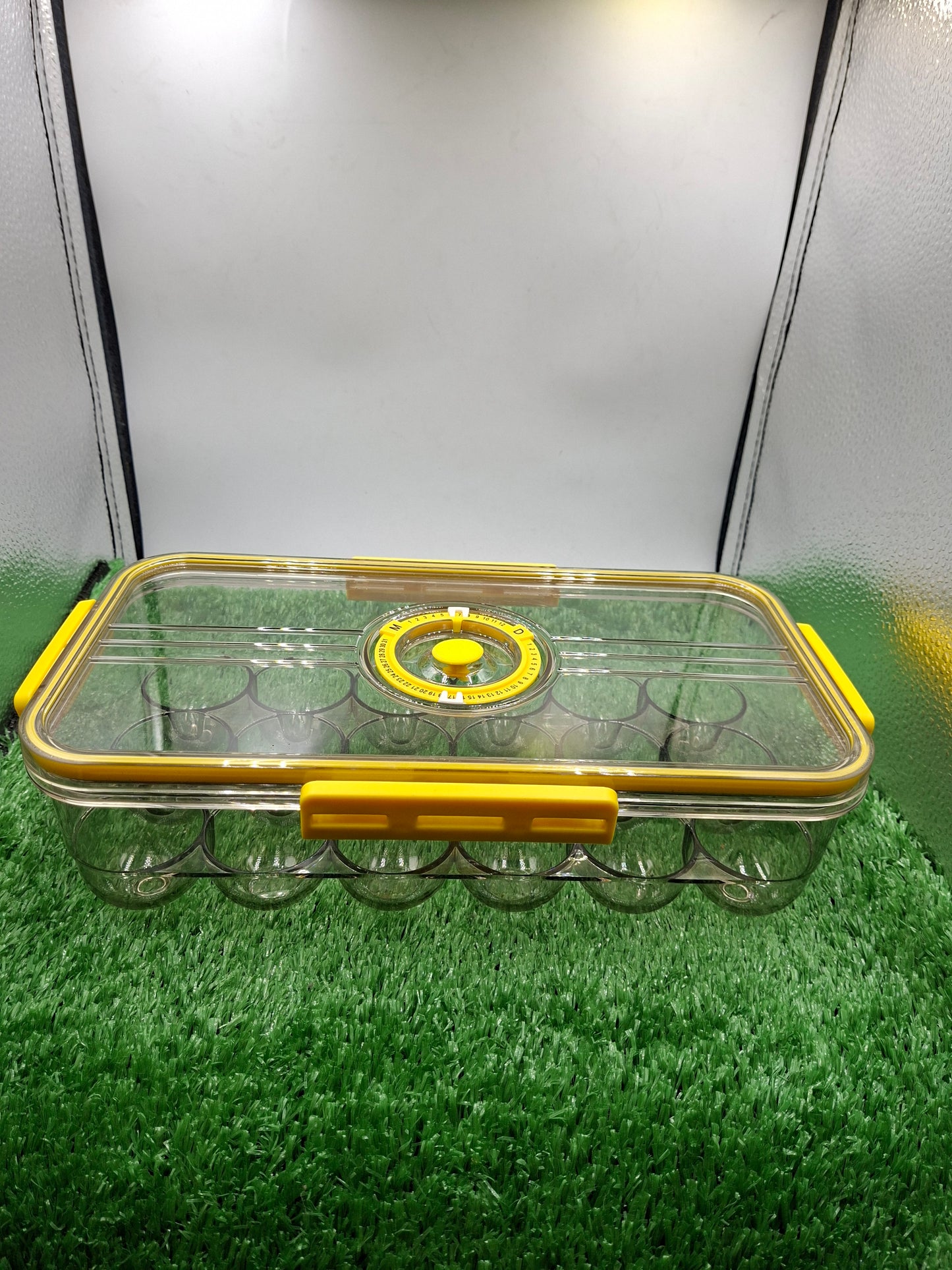 EGGS HOLDER
