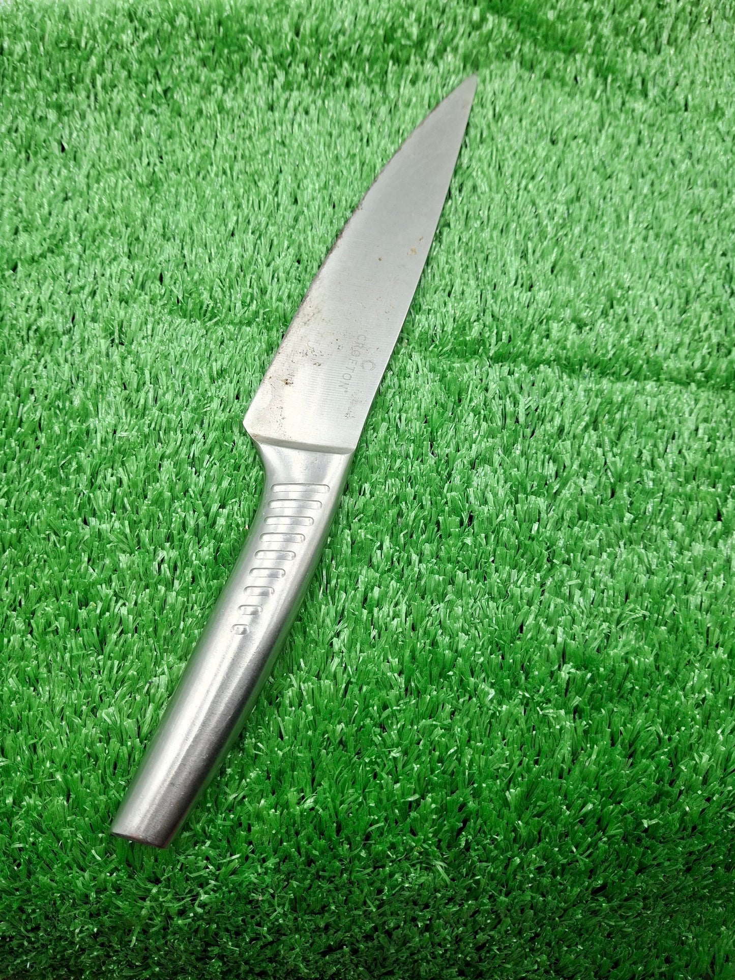 KNIFE