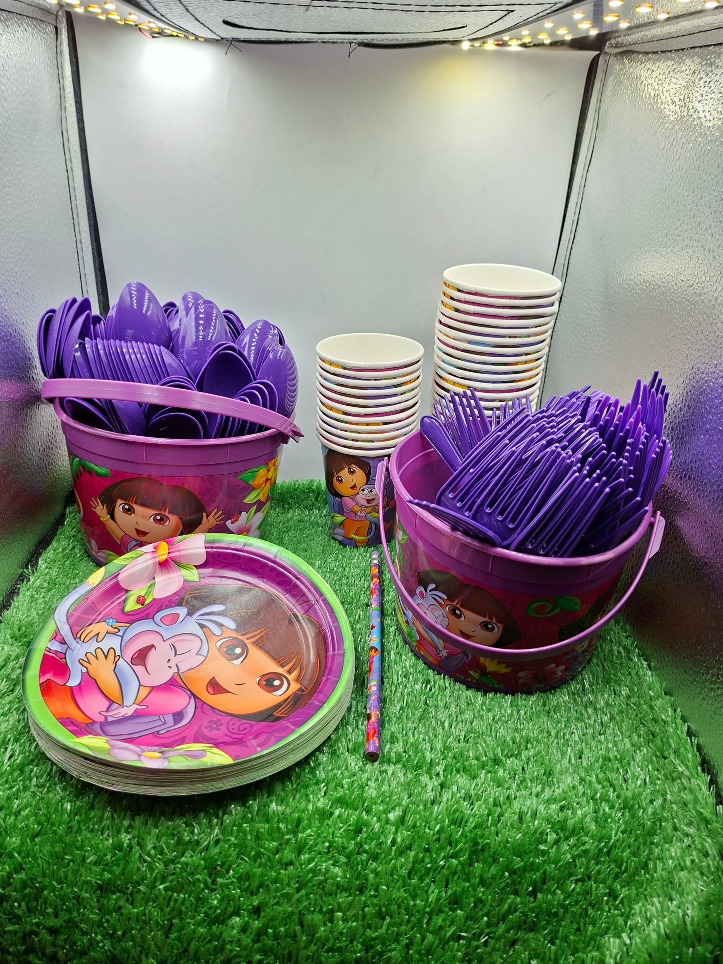 DORA PARTY THEME DECOR