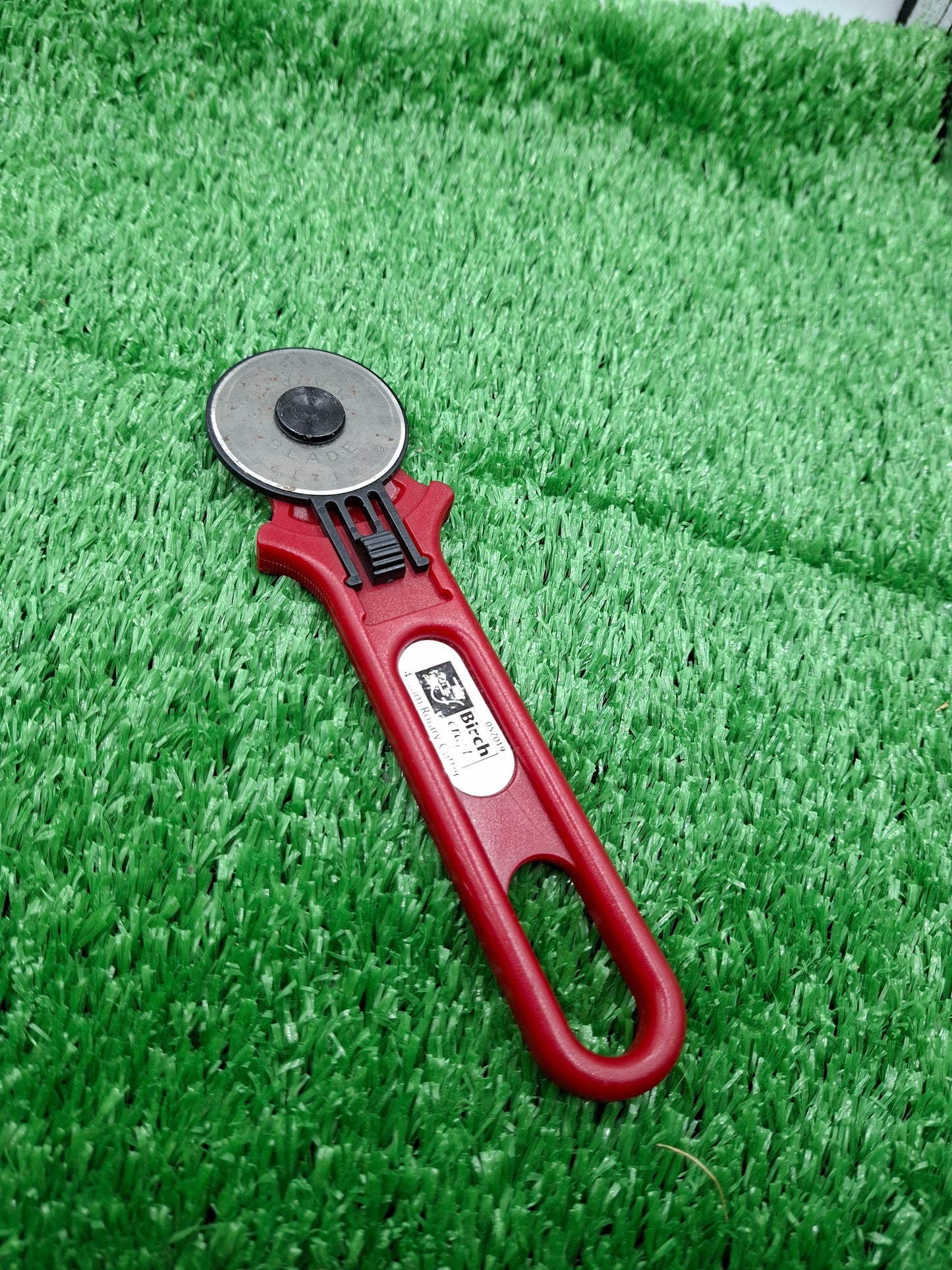 ROTARY CUTTER