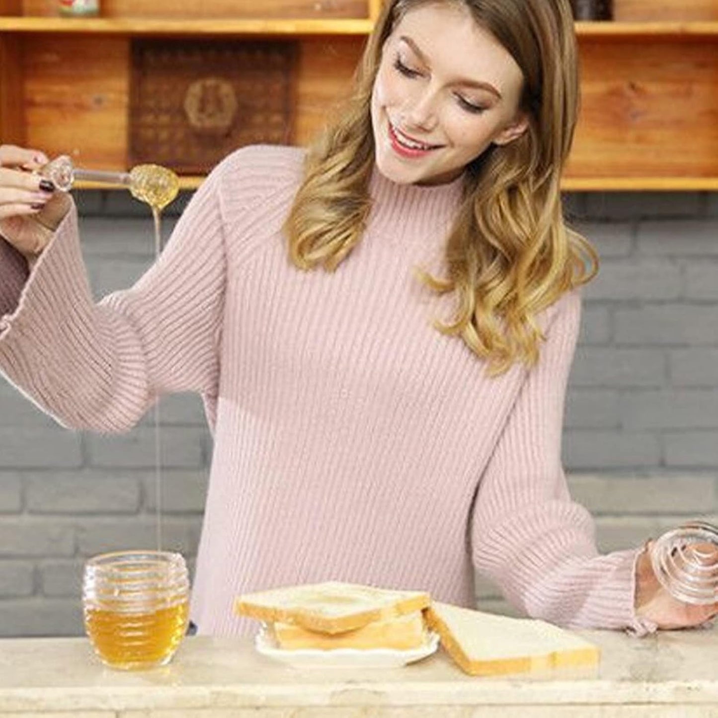 Glass Honey Jar,Transparent Honey Pot with Stirring Rod and Pot Lid,Food Grade Plastic Honey Jar,Bee Shape Honey Pot for Kitchen Living Room Office