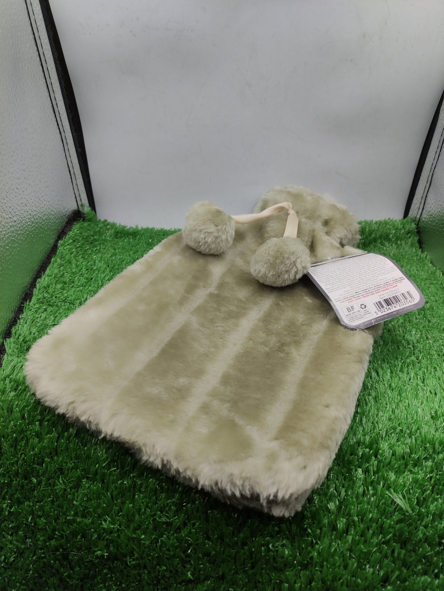 HOT BOTTLE