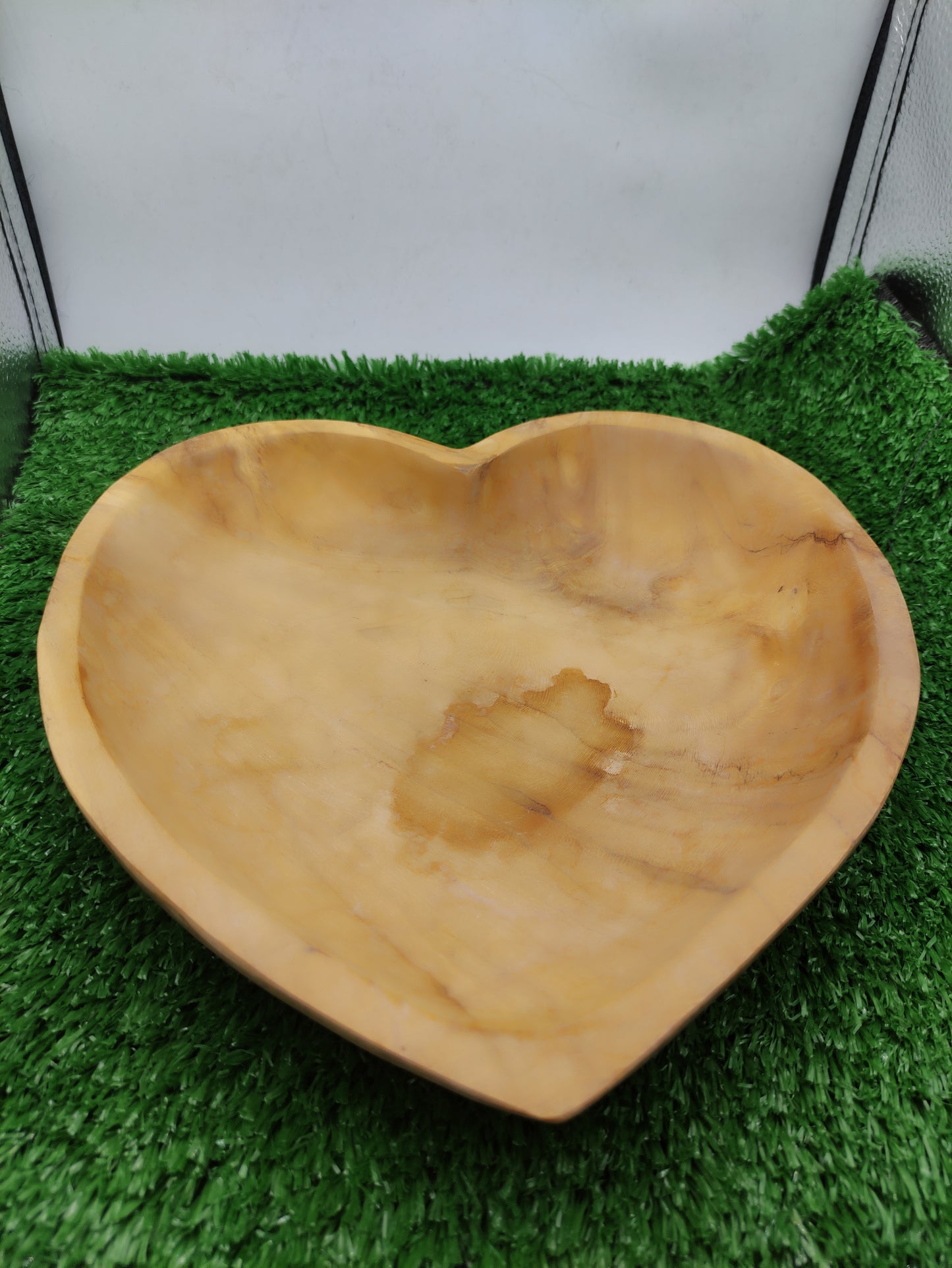 FRUIT BOWL WOODEN HEART SHAPED