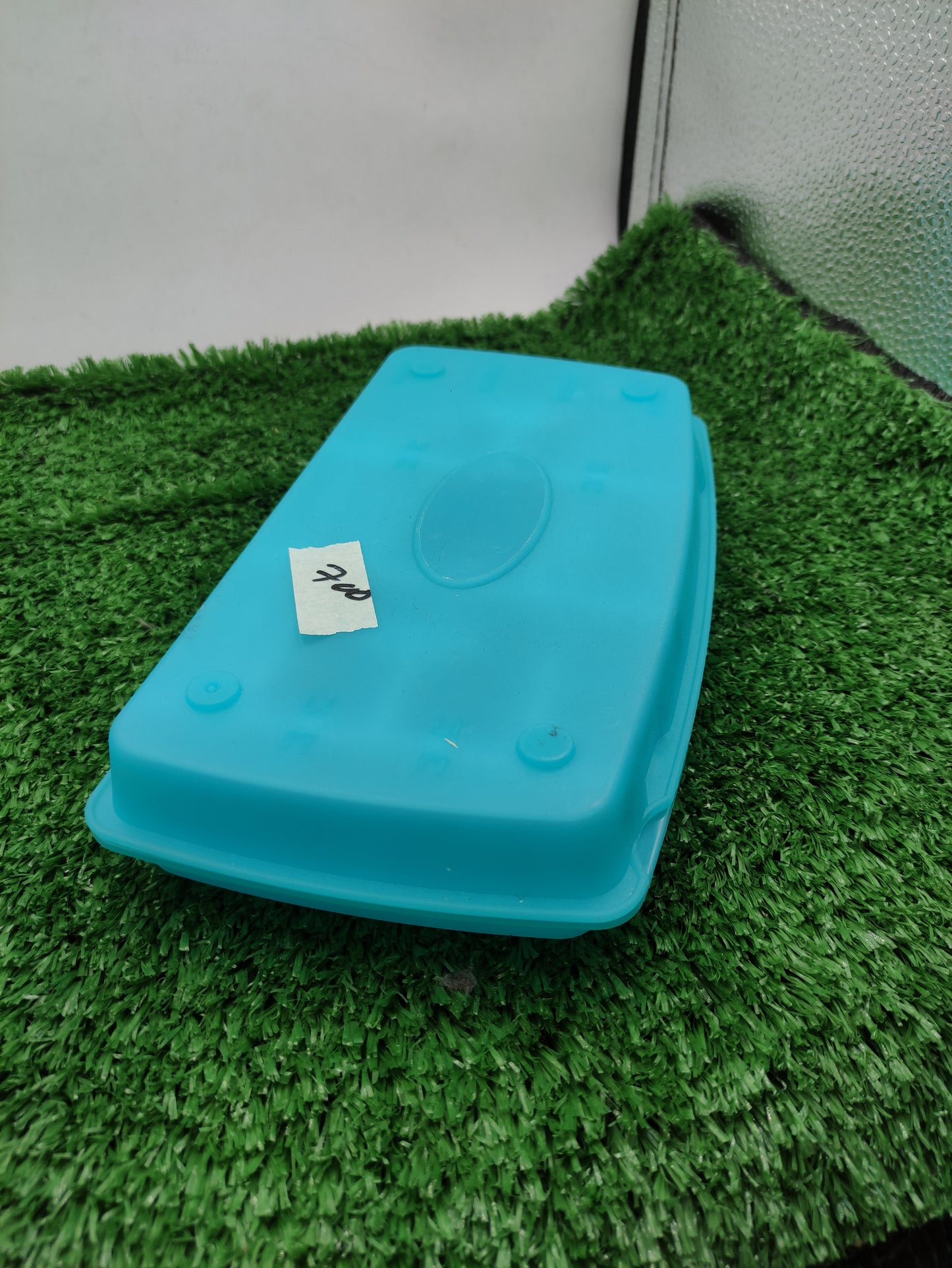 TUPPERWARE LUNCH BOX