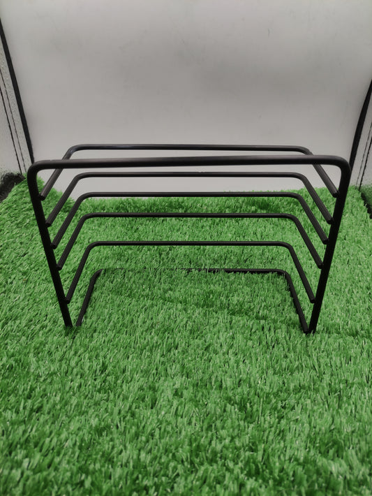 BLACK METAL CUTTING BOARD ORGANIZER RACK