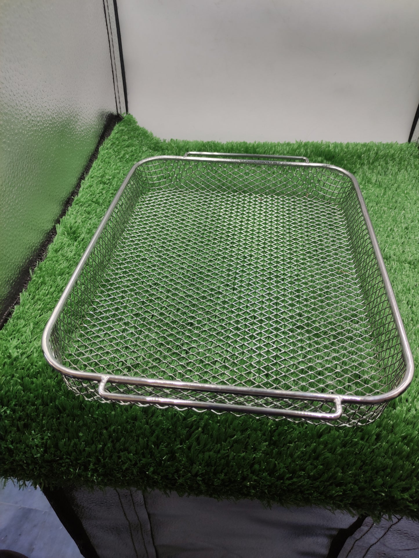 STAINLESS WIRE GRID WIRE BAKING TRAY