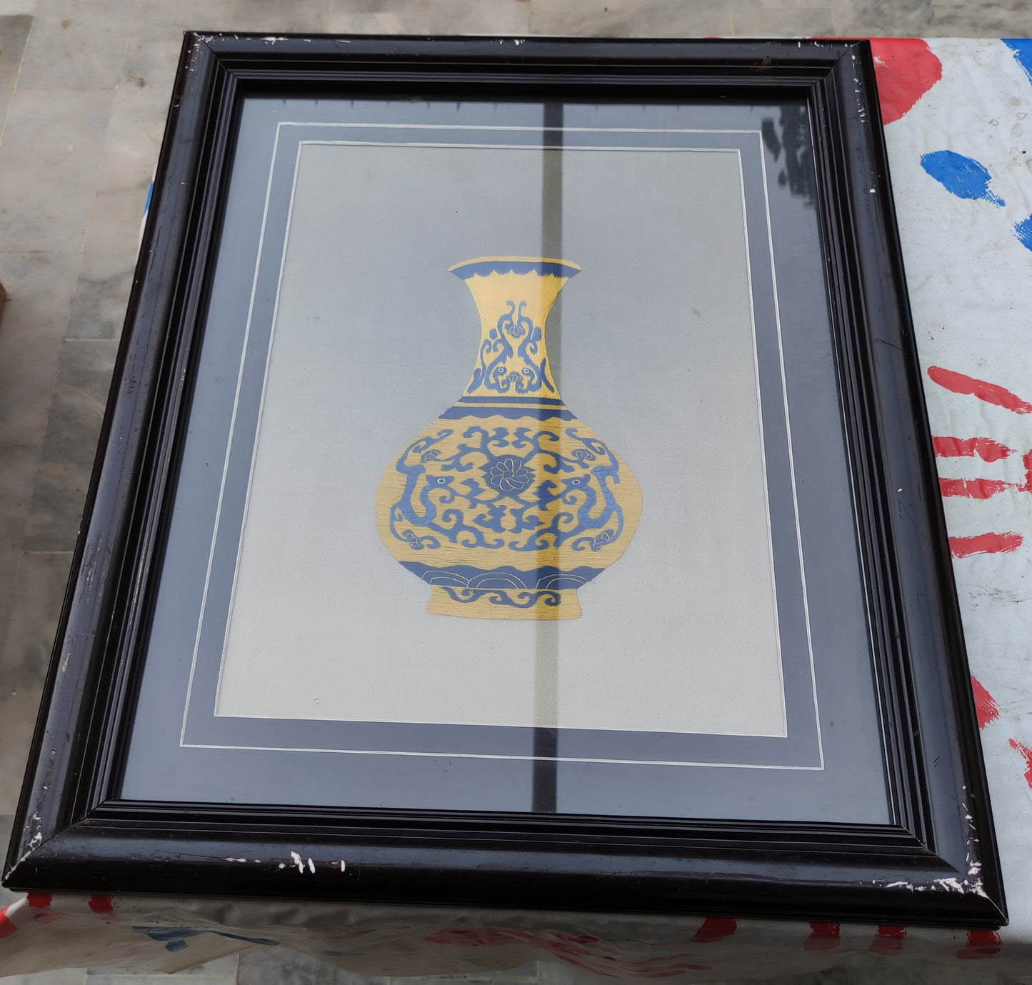 ASIAN EMBROIDERY CLASSIC CHINESE VASE