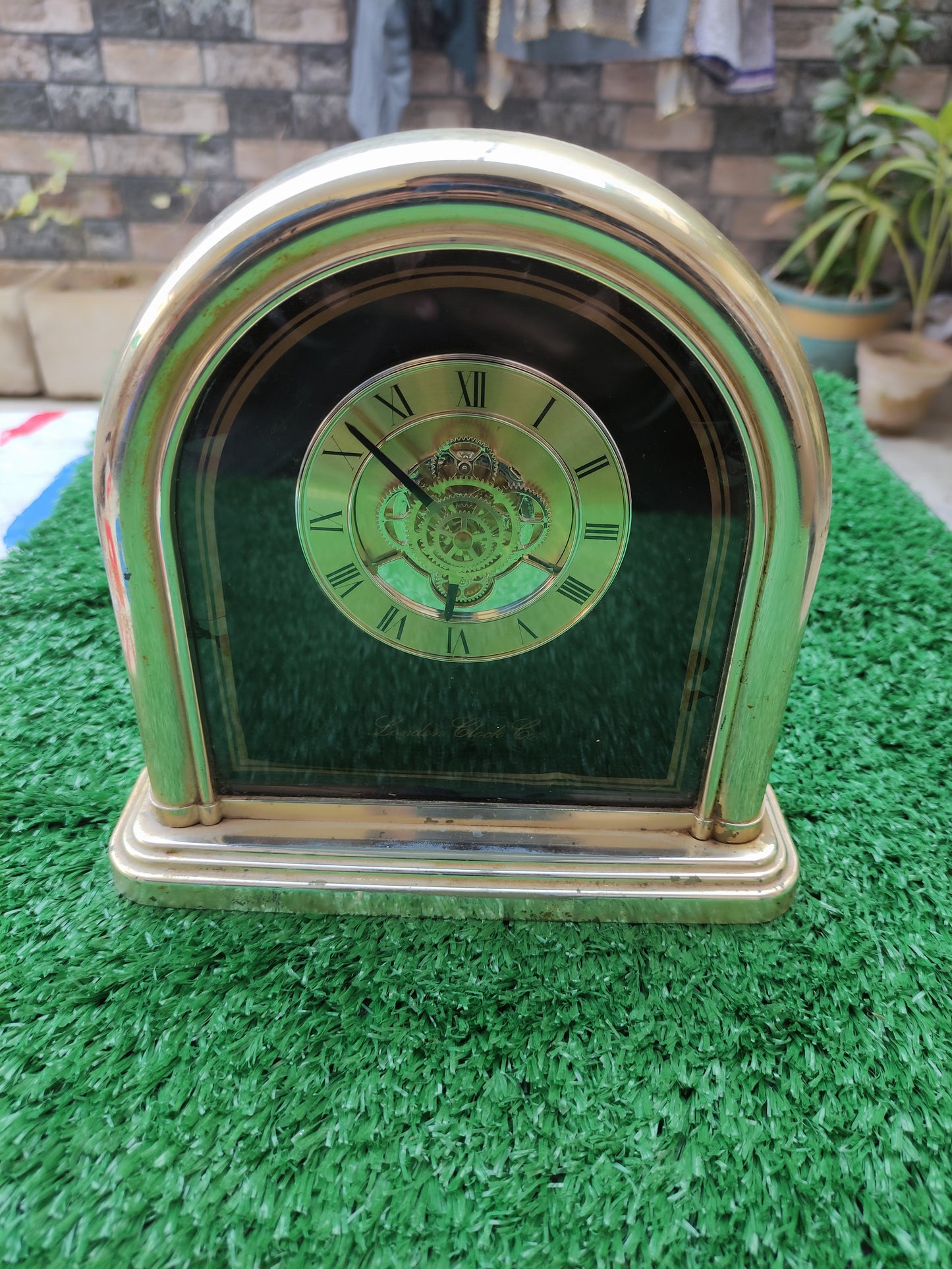 CRYSTAL MANTLE CLOCK