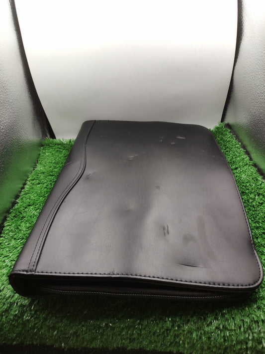 ZIPPERED FAUX LEATHER PADFOLIO