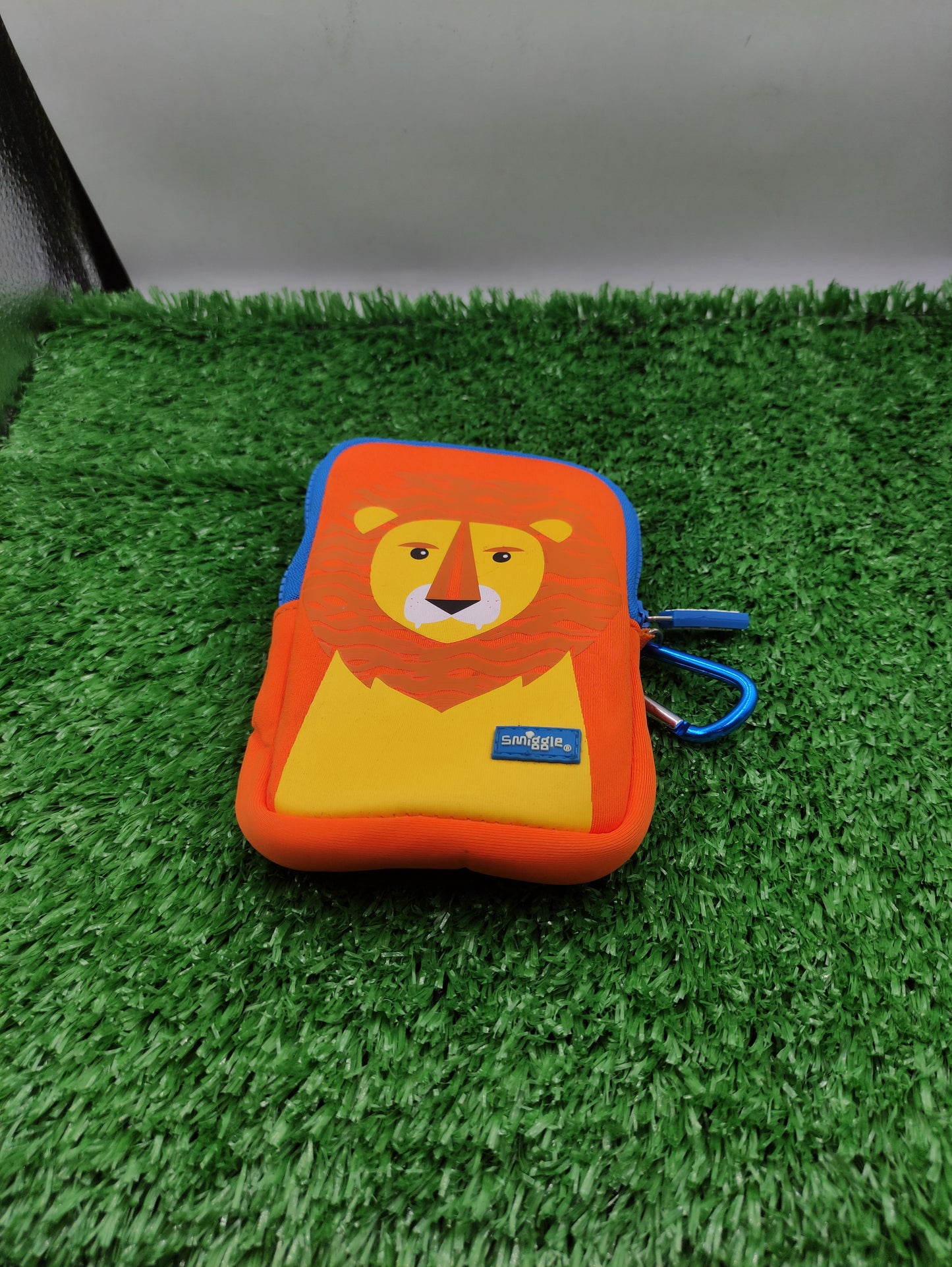 SMIGGLE LION CHARACTER SOFT PENCIL CASE
